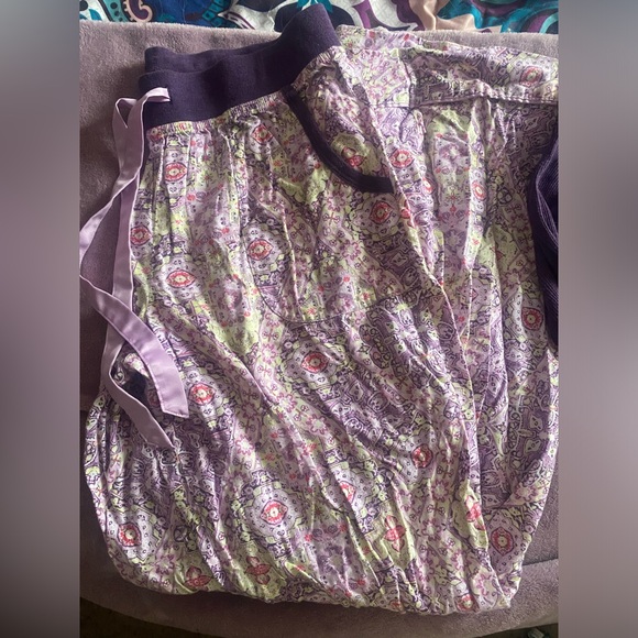 Victoria’s Secret boho print pj set - Picture 2 of 3